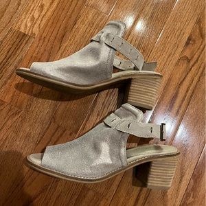 Diba True Casa Loma Peep Toe Heels Metallic Taupe Leather Size 8.5